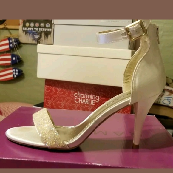 Shoes - Picture 8 of 8